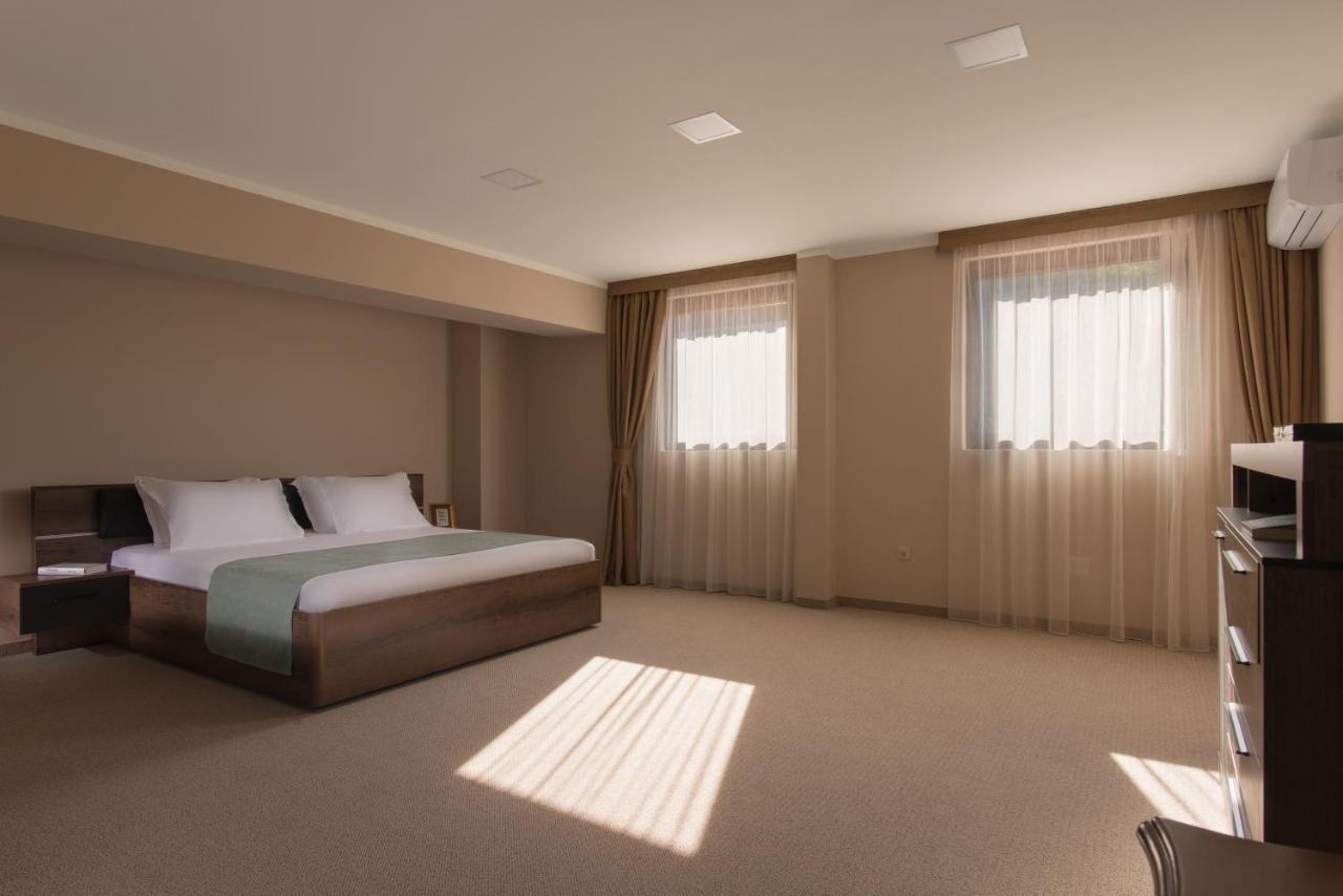 Hotel Villa Magus Kladnitsa Ngoại thất bức ảnh