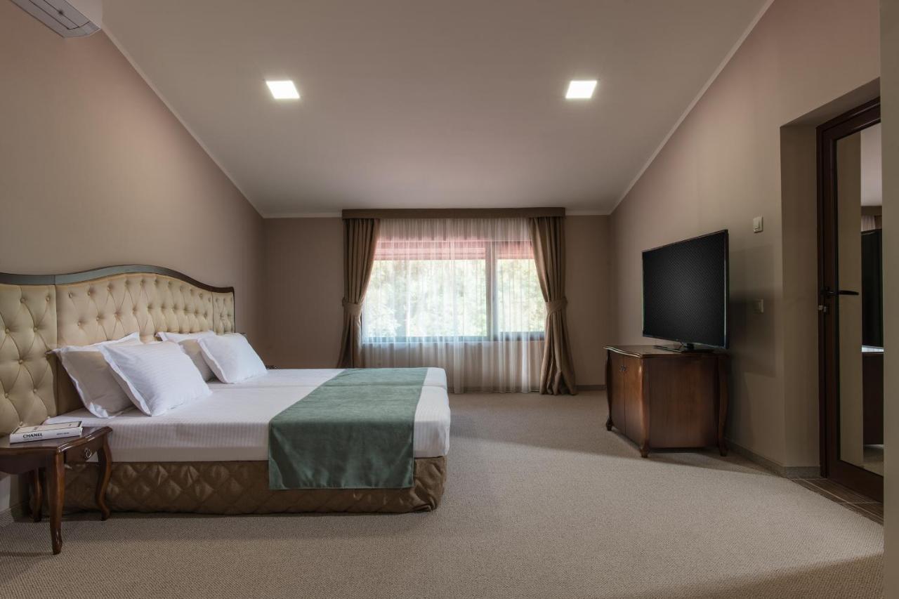 Hotel Villa Magus Kladnitsa Ngoại thất bức ảnh